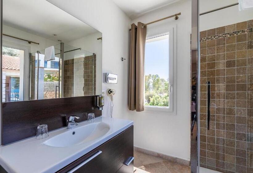 בית מלון כפרי Shegara