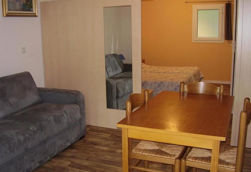 Gite De Vacances Residence La Babaute Les Rousses