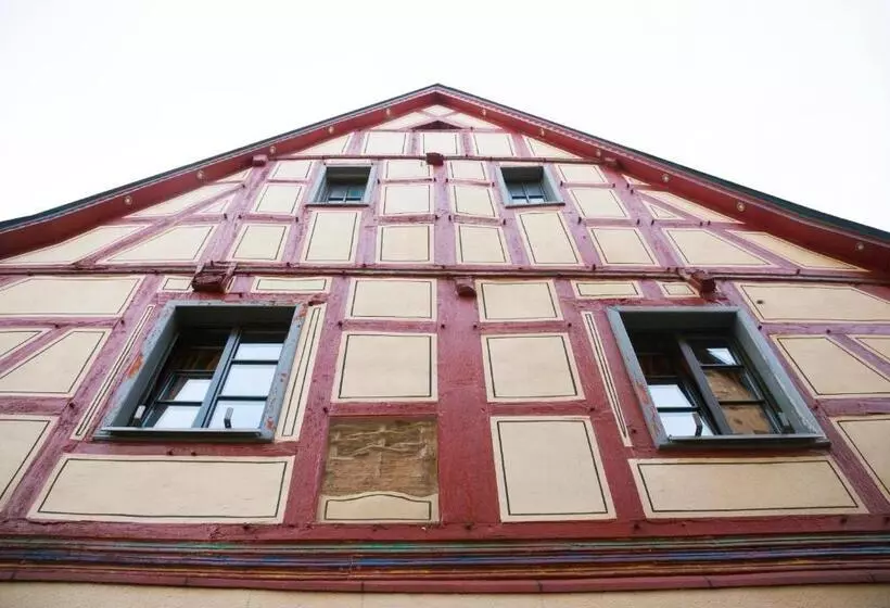 ベッドアンドブレックファースト Alte Weinstube Burg Eltz
