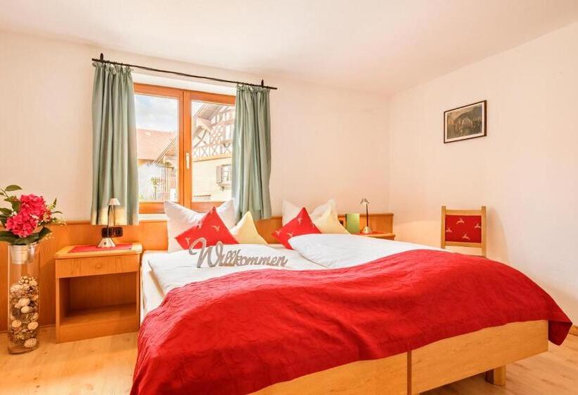 Familien Und Wellnesshotel Landhaus Viktoria