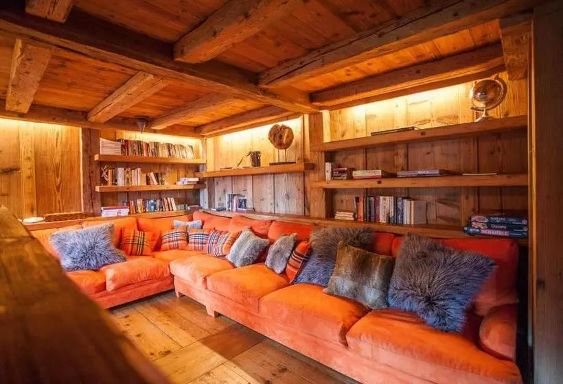 ホテル Chalet La Ferme Des Petites Frasses