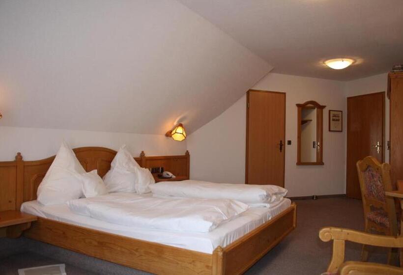 בית מלון כפרי Die Krone