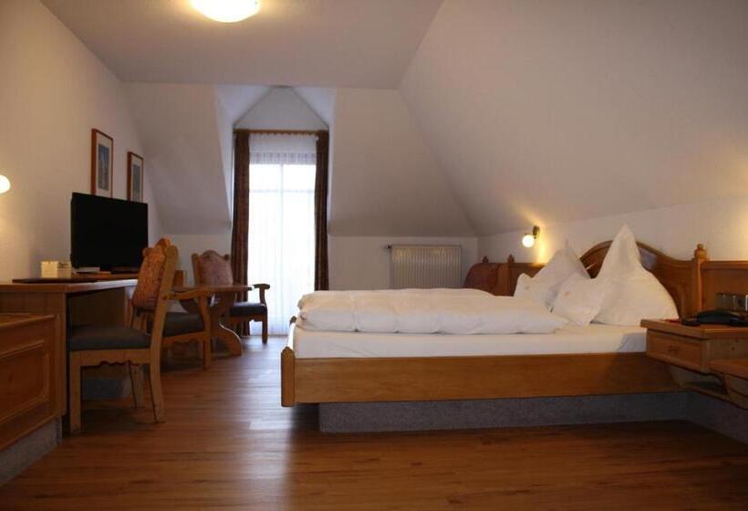 בית מלון כפרי Die Krone