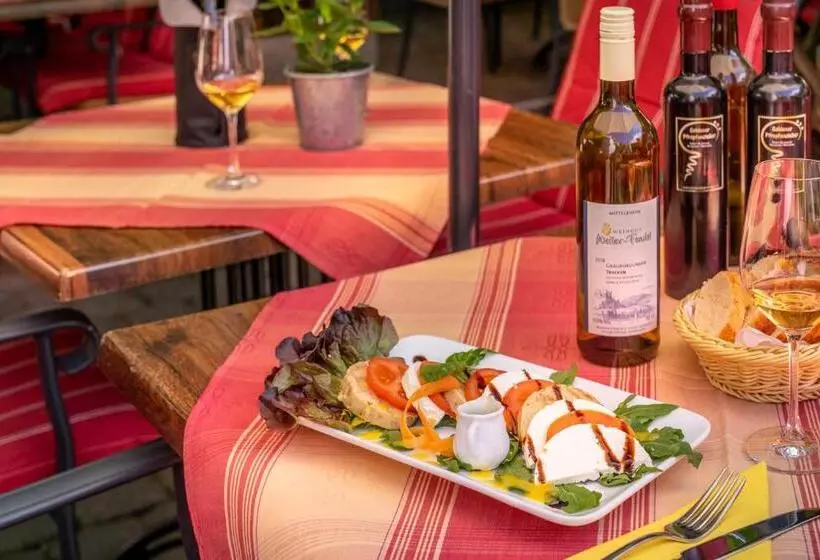 Hotelli Goldener Pfropfenzieher