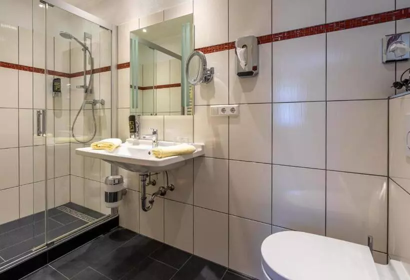Hotelli Goldener Pfropfenzieher