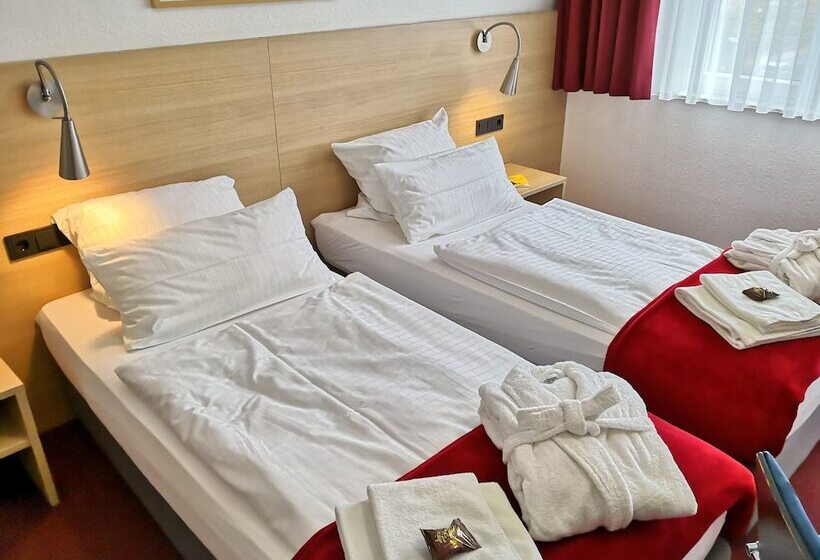 فندق Haus Vom Guten Hirten