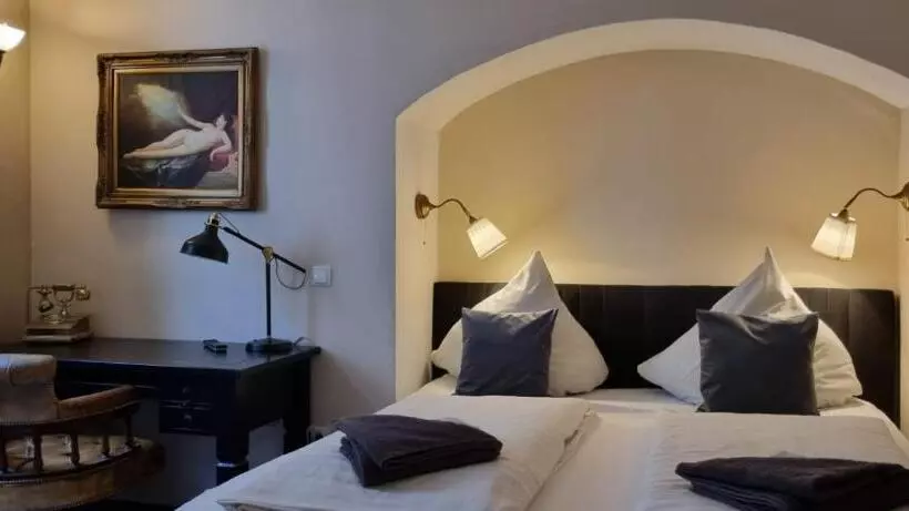 Hotelli Kleine Villa Rose