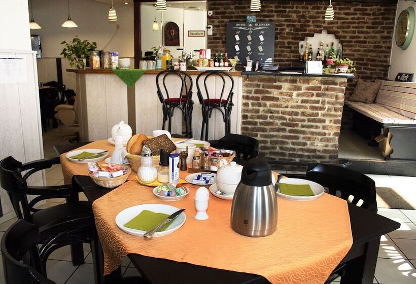 هتل Klenkes Am Bahnhof