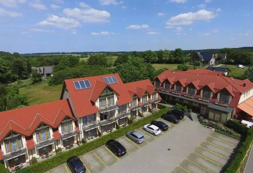 Hotelli Landhaus Am Grün