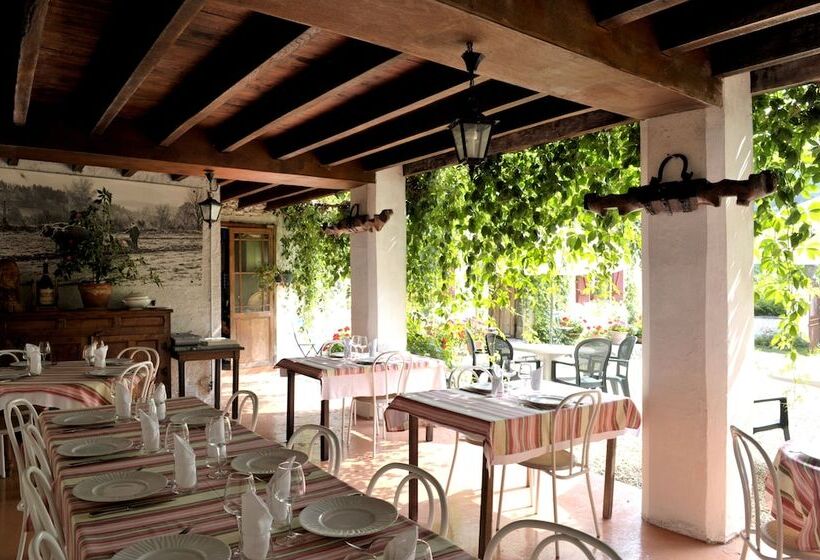 בית מלון כפרי Les Bains De Secours