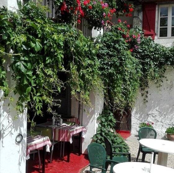 בית מלון כפרי Les Bains De Secours