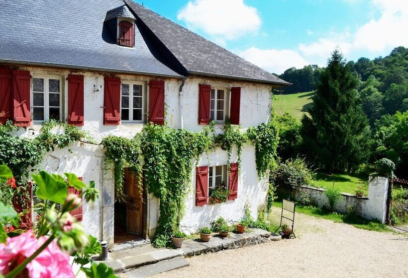 בית מלון כפרי Les Bains De Secours