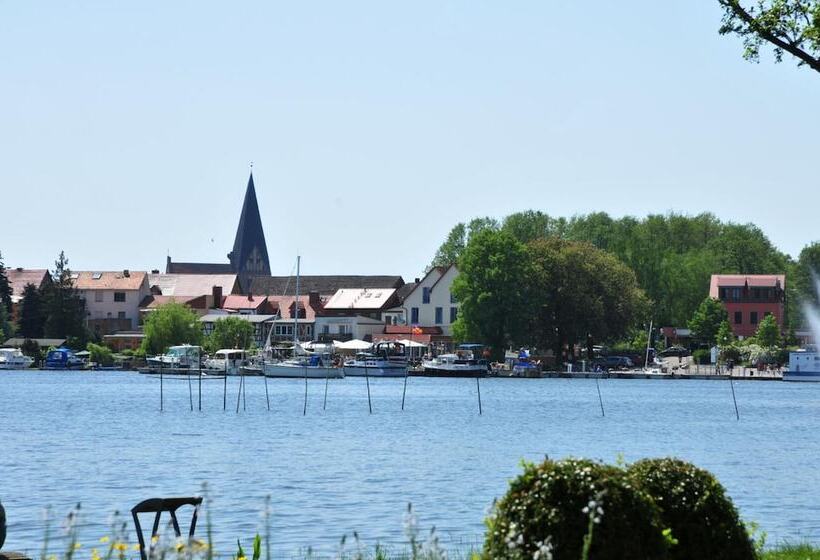 호텔 Müritzterrasse