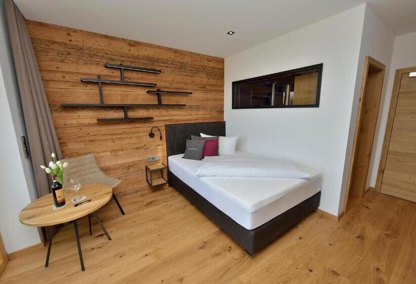 호텔 Pension Waldkristall