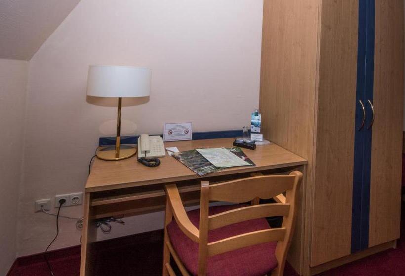 ホテル Radduscher Hafen