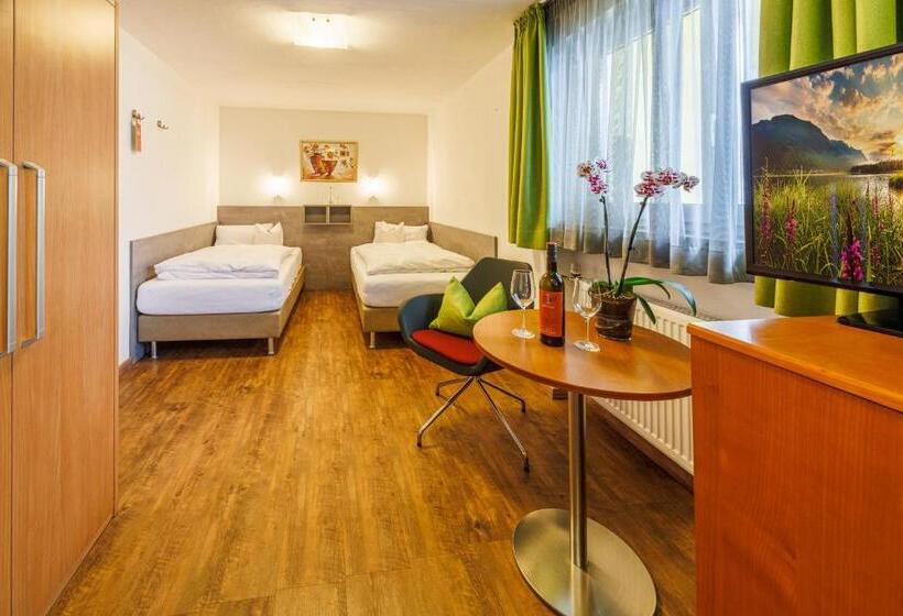 בית מלון כפרי Restaurant Bellevue