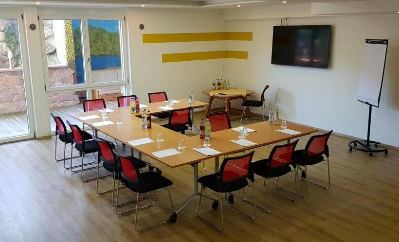 בית מלון כפרי Restaurant Bellevue