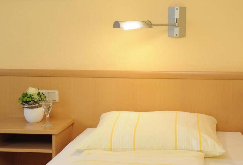 فندق & Restaurant Hugenottengarten