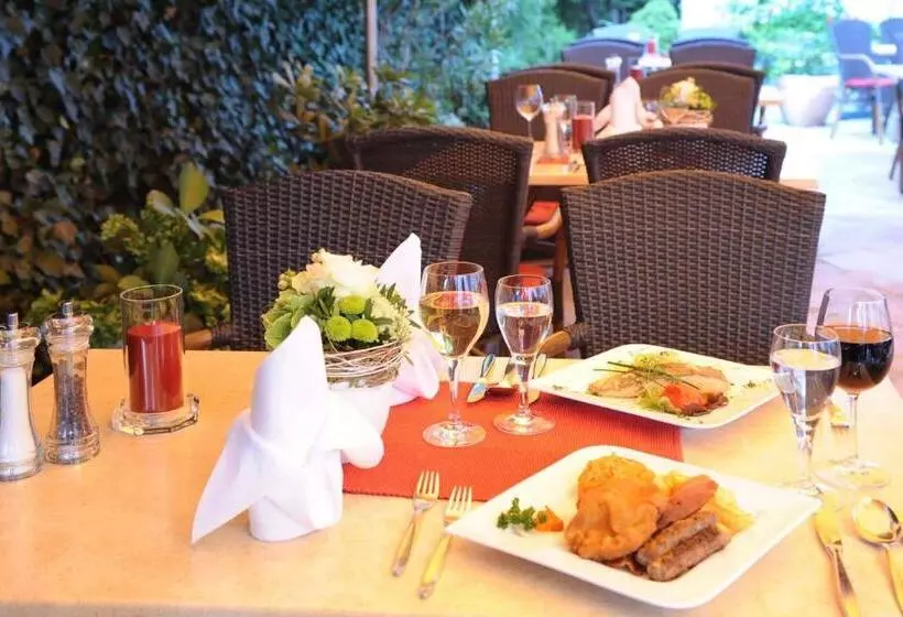Hotelli & Restaurant Hugenottengarten