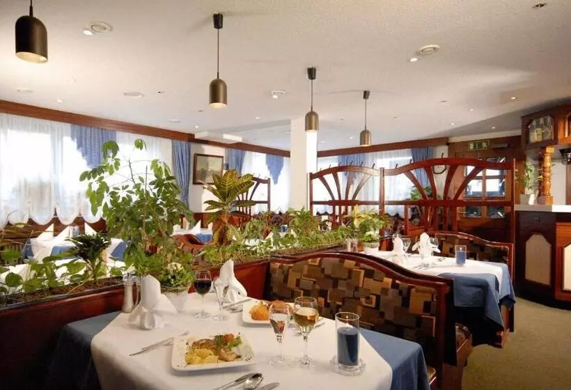 Hotelli & Restaurant Hugenottengarten