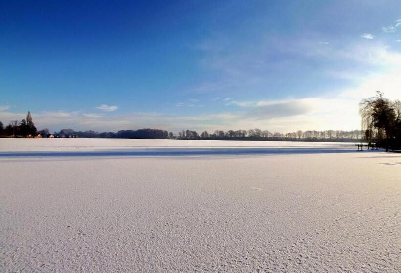 호텔 Müritzterrasse