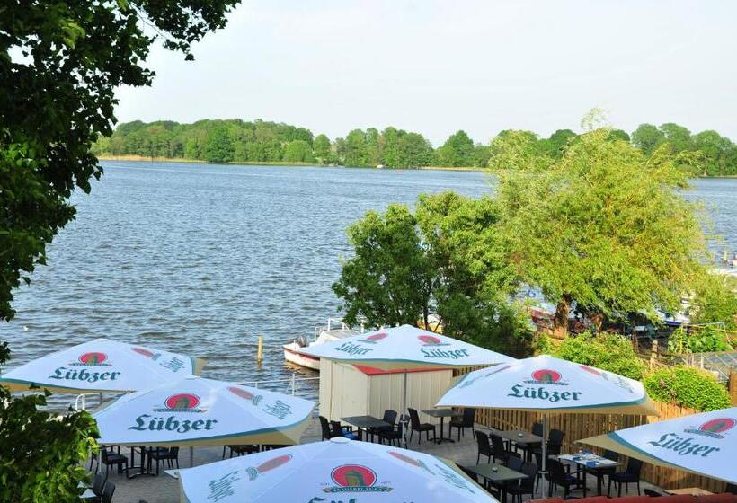 호텔 Müritzterrasse