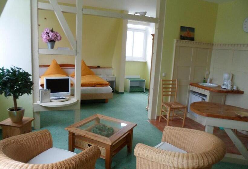 Hotel Schloonsee Garni