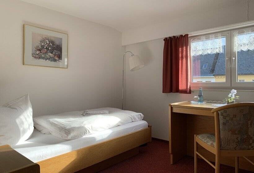 هتل Zum Alten Brauhaus