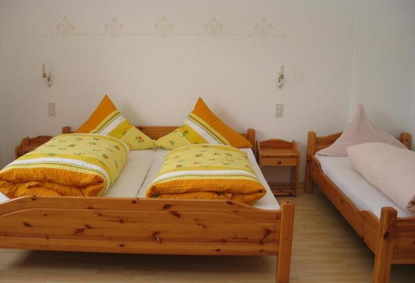 בית מלון כפרי Zur Grafschaft