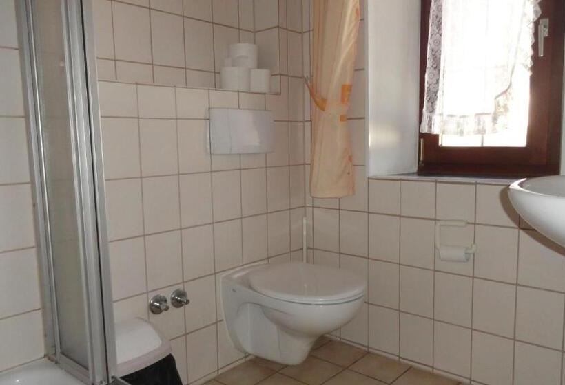 בית מלון כפרי Zur Grafschaft