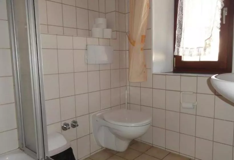 Hotelli Zur Grafschaft