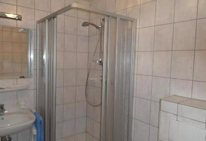 Hotelli Zur Grafschaft