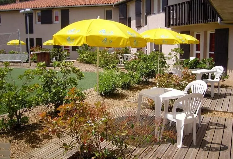 استراحتگاه Village Vacances Le Junka