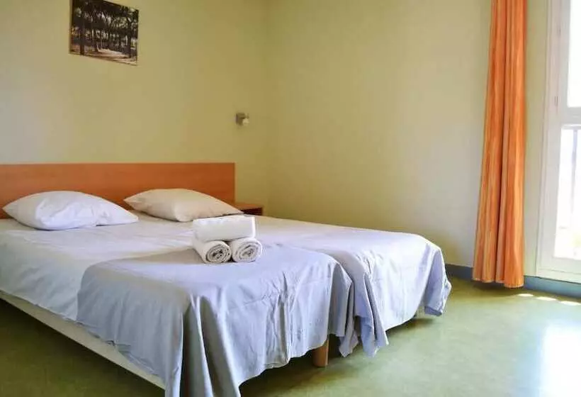 استراحتگاه Village Vacances Le Junka