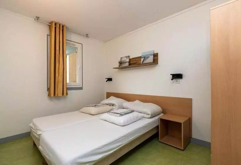 استراحتگاه Village Vacances Le Junka