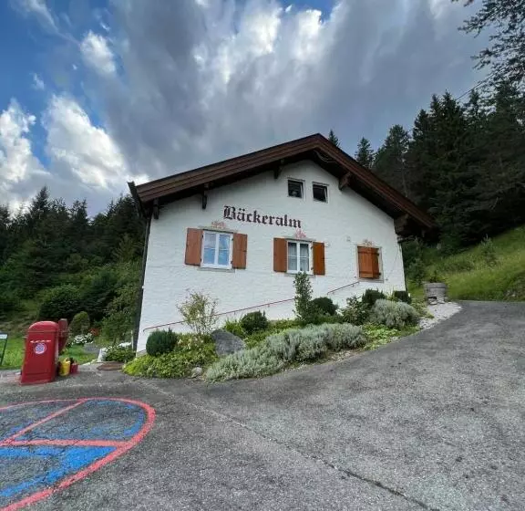 Bäckeralm©   B&b 16 +