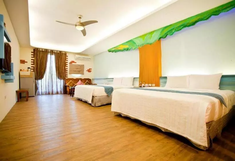 تختخواب و صبحانه Millennium Inn
