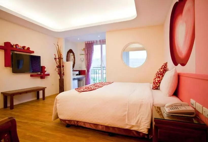 تختخواب و صبحانه Millennium Inn