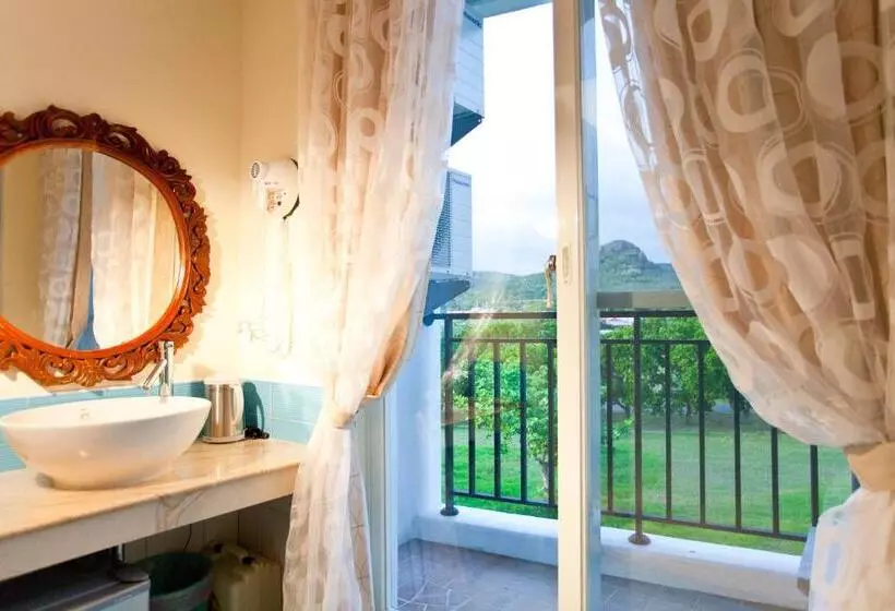 تختخواب و صبحانه Millennium Inn