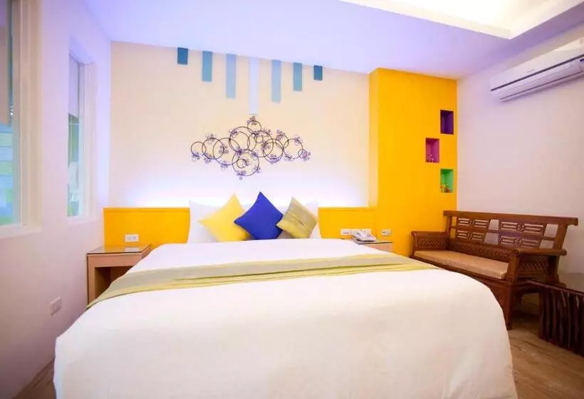تختخواب و صبحانه Millennium Inn