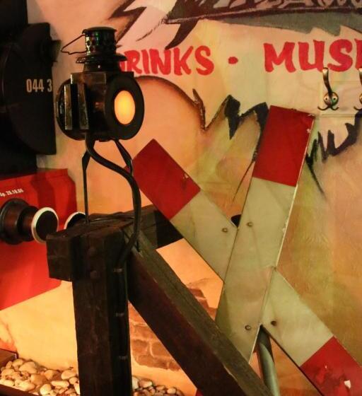 בית מלון כפרי Central