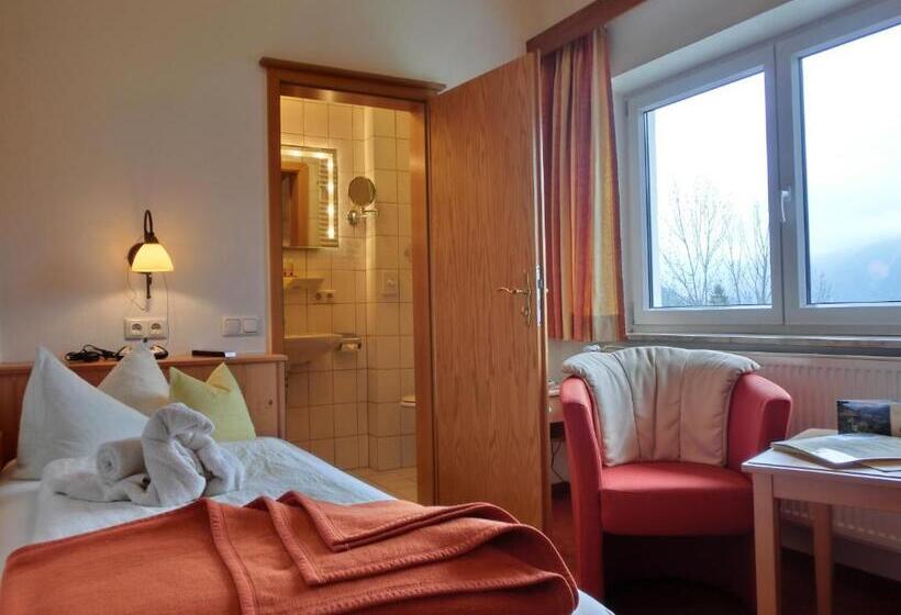 Hotel Garni Drachenburg