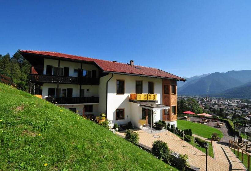 Hotel Garni Drachenburg