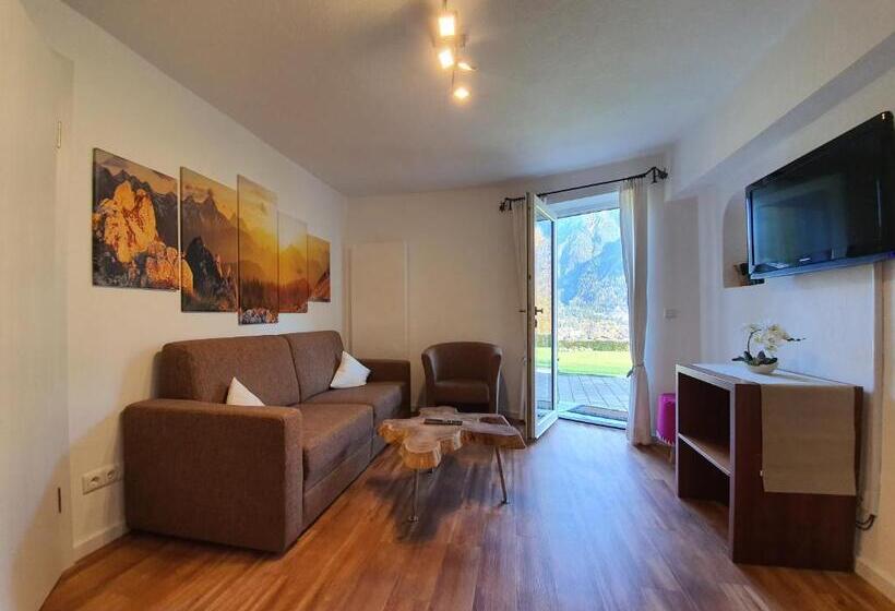 Hotel Garni Drachenburg