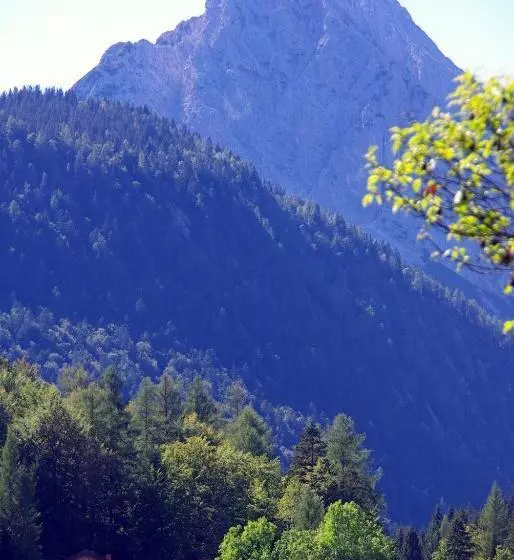ホテル Garni Drachenburg