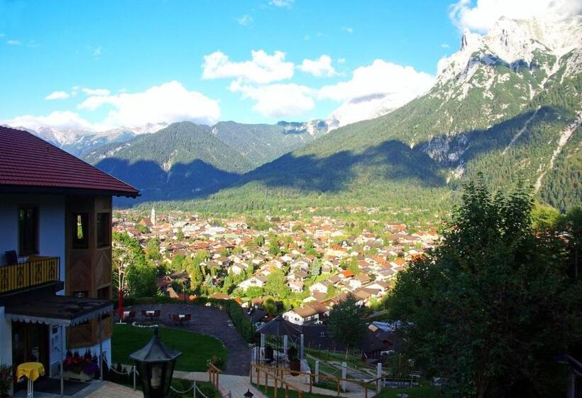 Hotel Garni Drachenburg