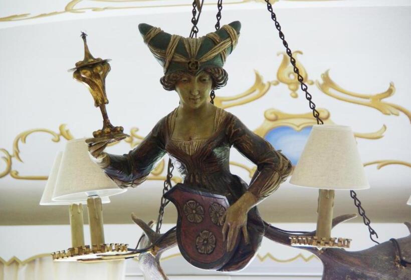 Hotel Garni Drachenburg