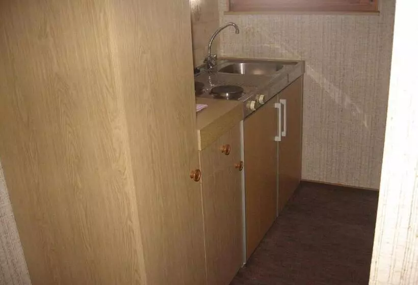 Hotelli Gasthof Straub