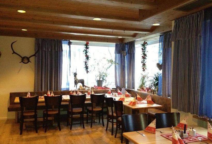 ホテル Ferienwohnungen Hirschbachwinkel