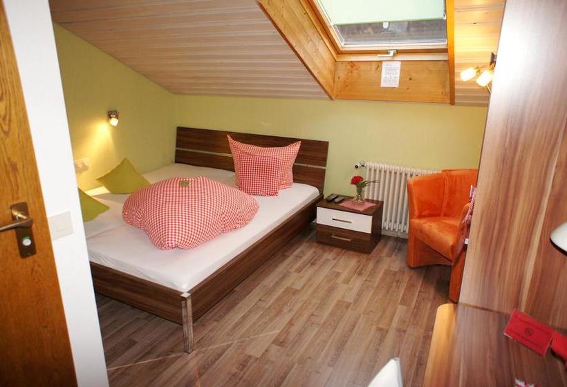 ホテル Ferienwohnungen Hirschbachwinkel